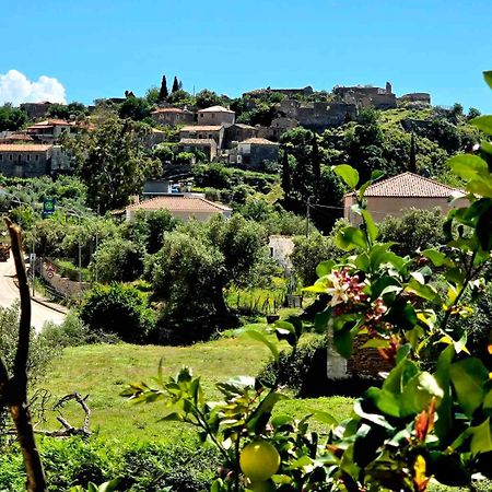 Philoxenia Guest House Himare Buitenkant foto