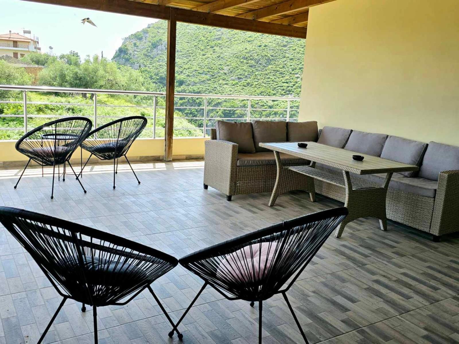 Philoxenia Guest House Himare Buitenkant foto